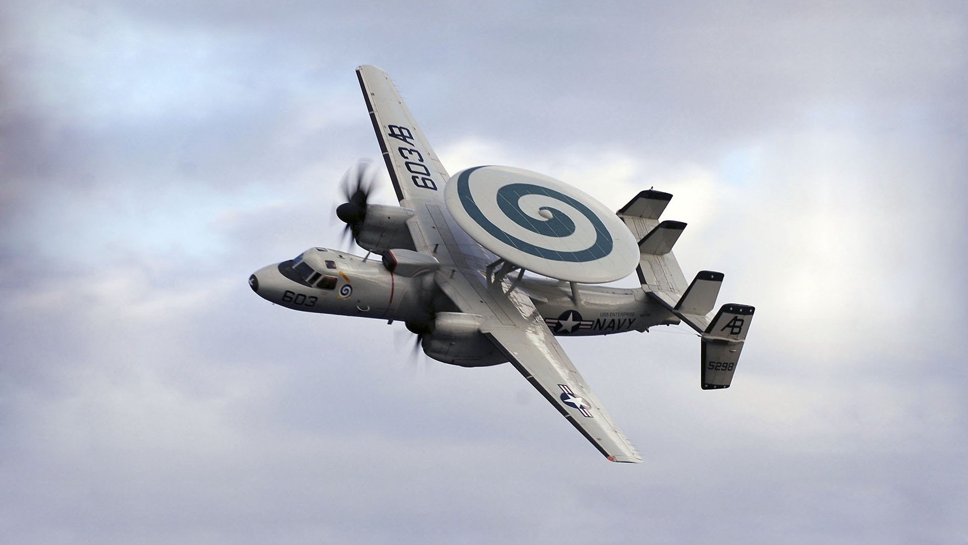 FB体育官方-赛段冲刺：在终点线前的最后一秒突破，径赛终点线